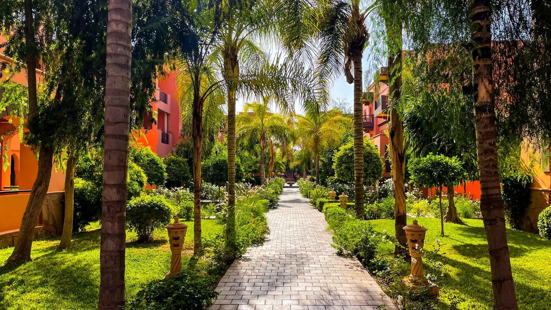 Stunning Patios & Gardens Apartment Μαρακές