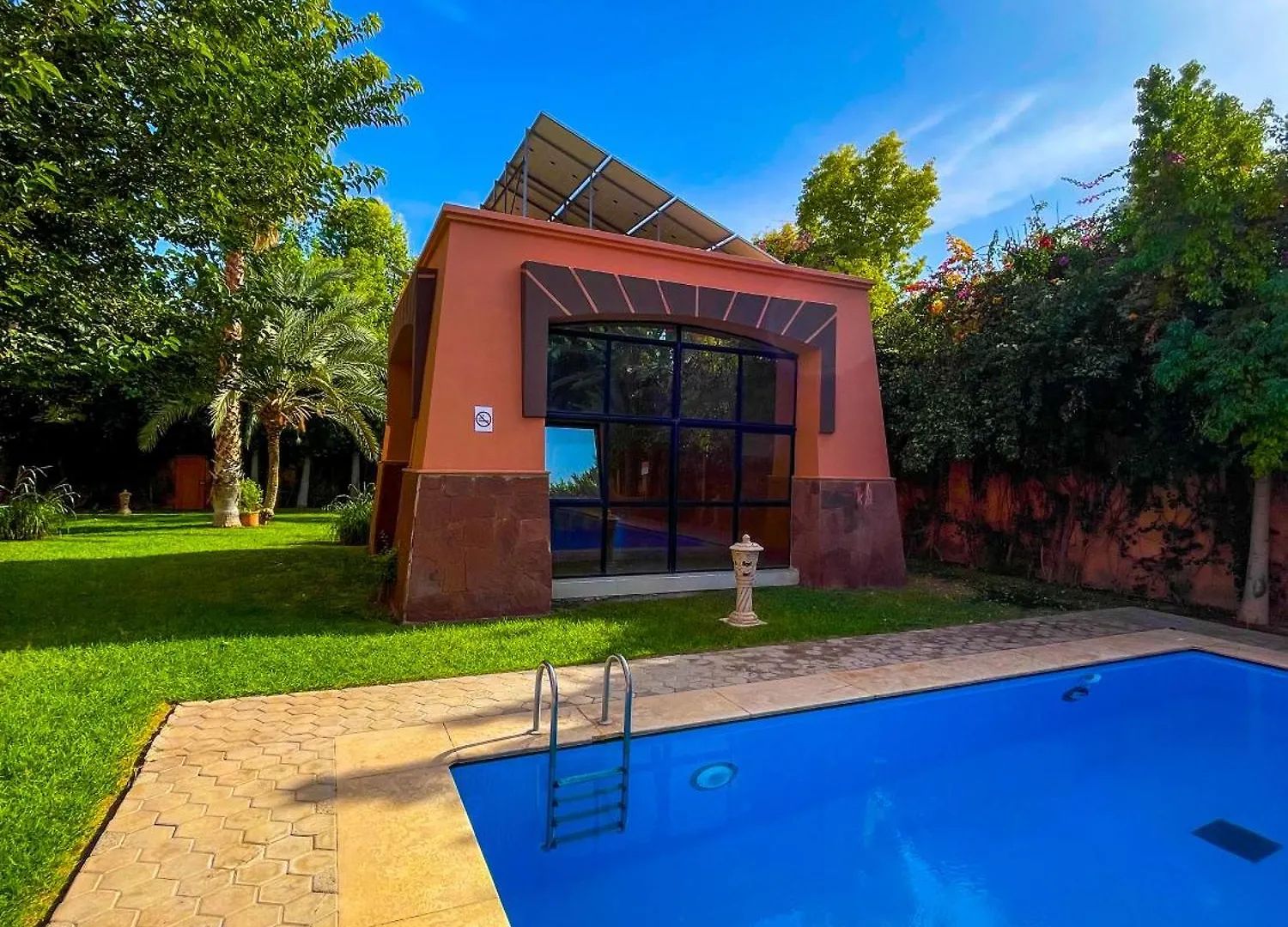 Stunning Patios & Gardens Apartment Marrakesh 0*,  Morocco
