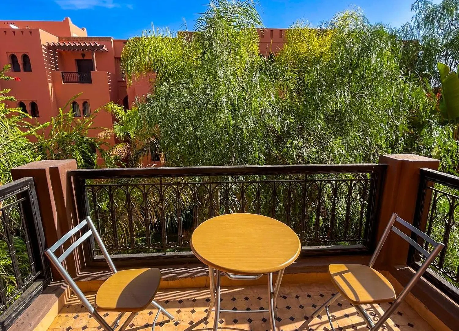 Stunning Patios & Gardens Apartment Marrakesh