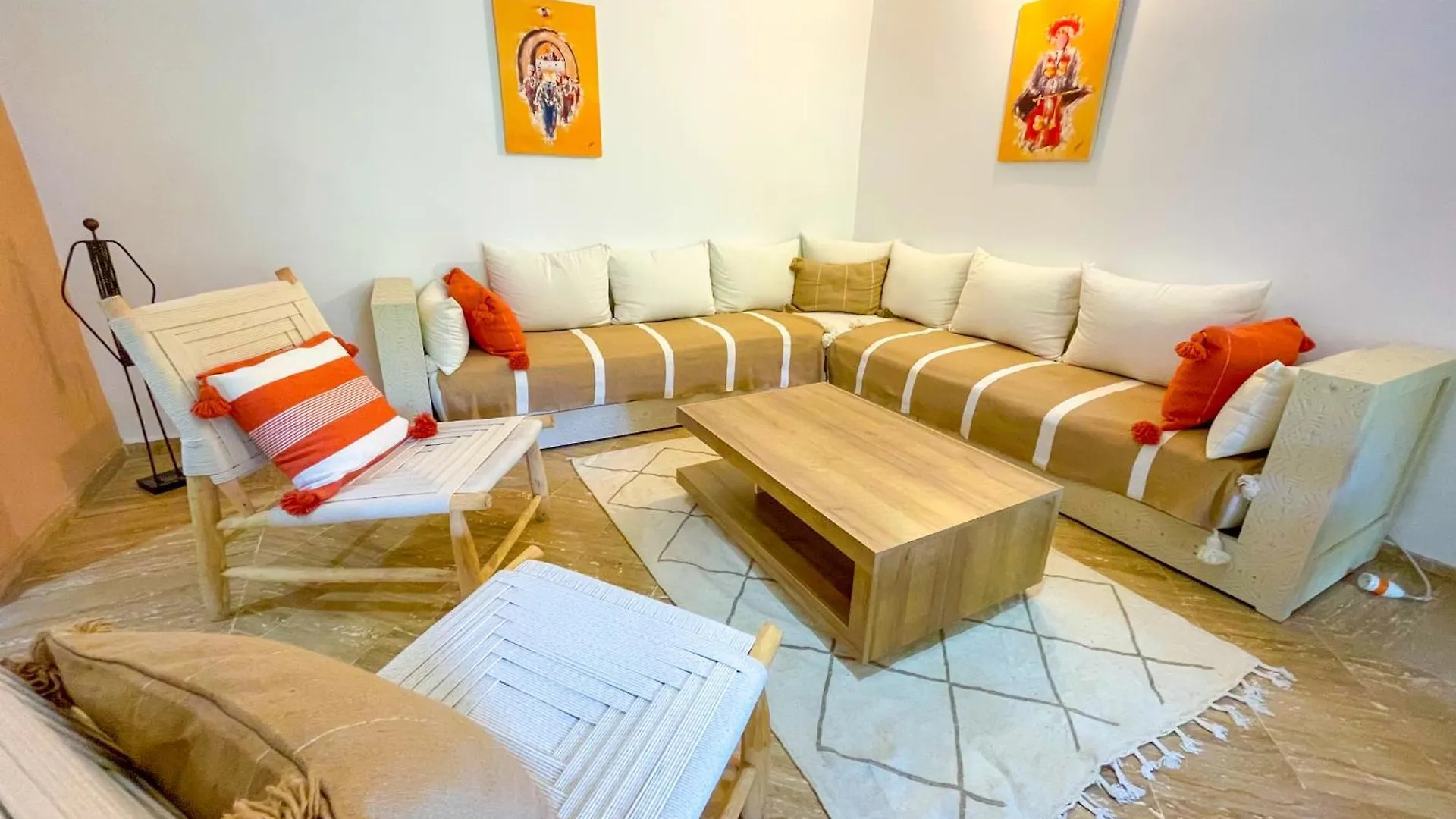 Stunning Patios & Gardens Apartment Marrakesh